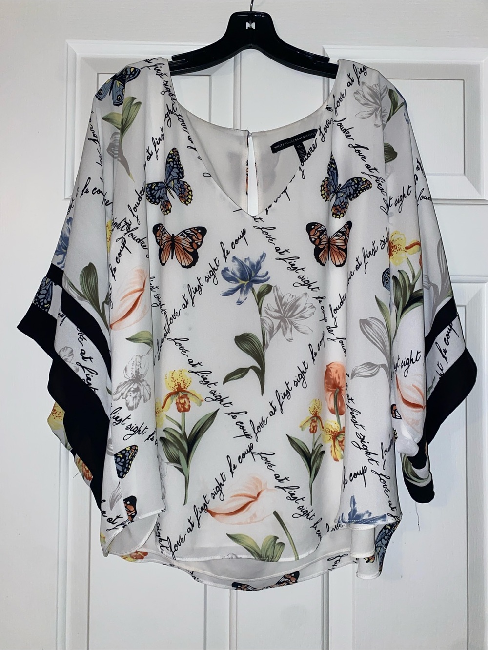 White House Black Market Floral Butterfly V-Neck Kimono Blouse in White - Sz XL